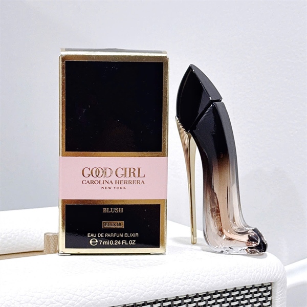 286ef39bd20e4bd2866ed4fa375d1d82 Carolina Herrera Good Girl Blush Elixir EDP - Mini 7ml - Ảnh 1